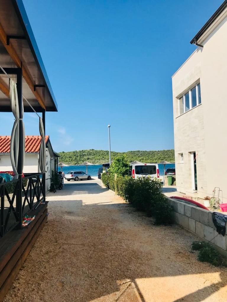 Apartman As Pirovac Exterior photo